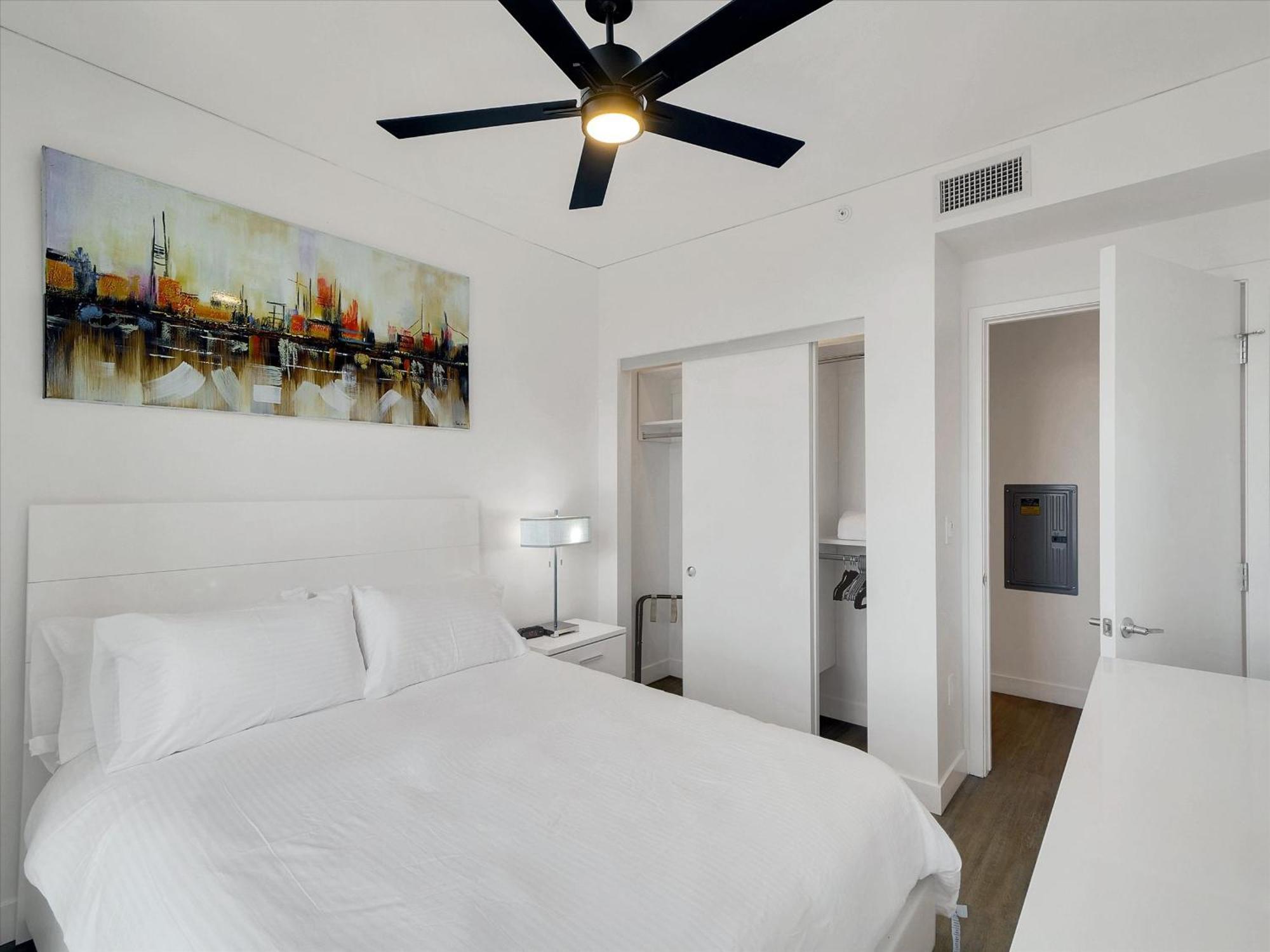 Global Luxury Suites At Downtown Phoenix Exterior photo