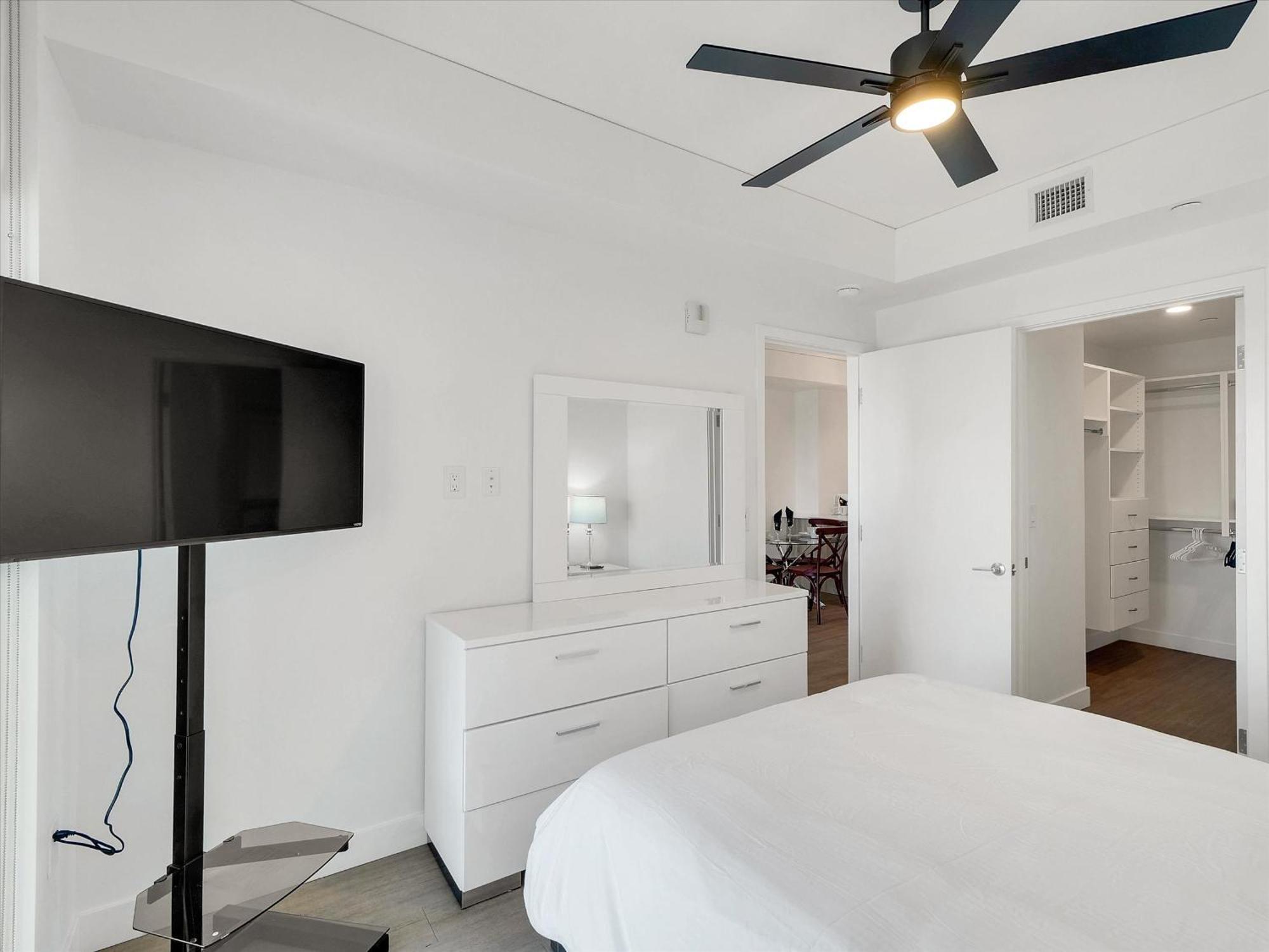 Global Luxury Suites At Downtown Phoenix Exterior photo