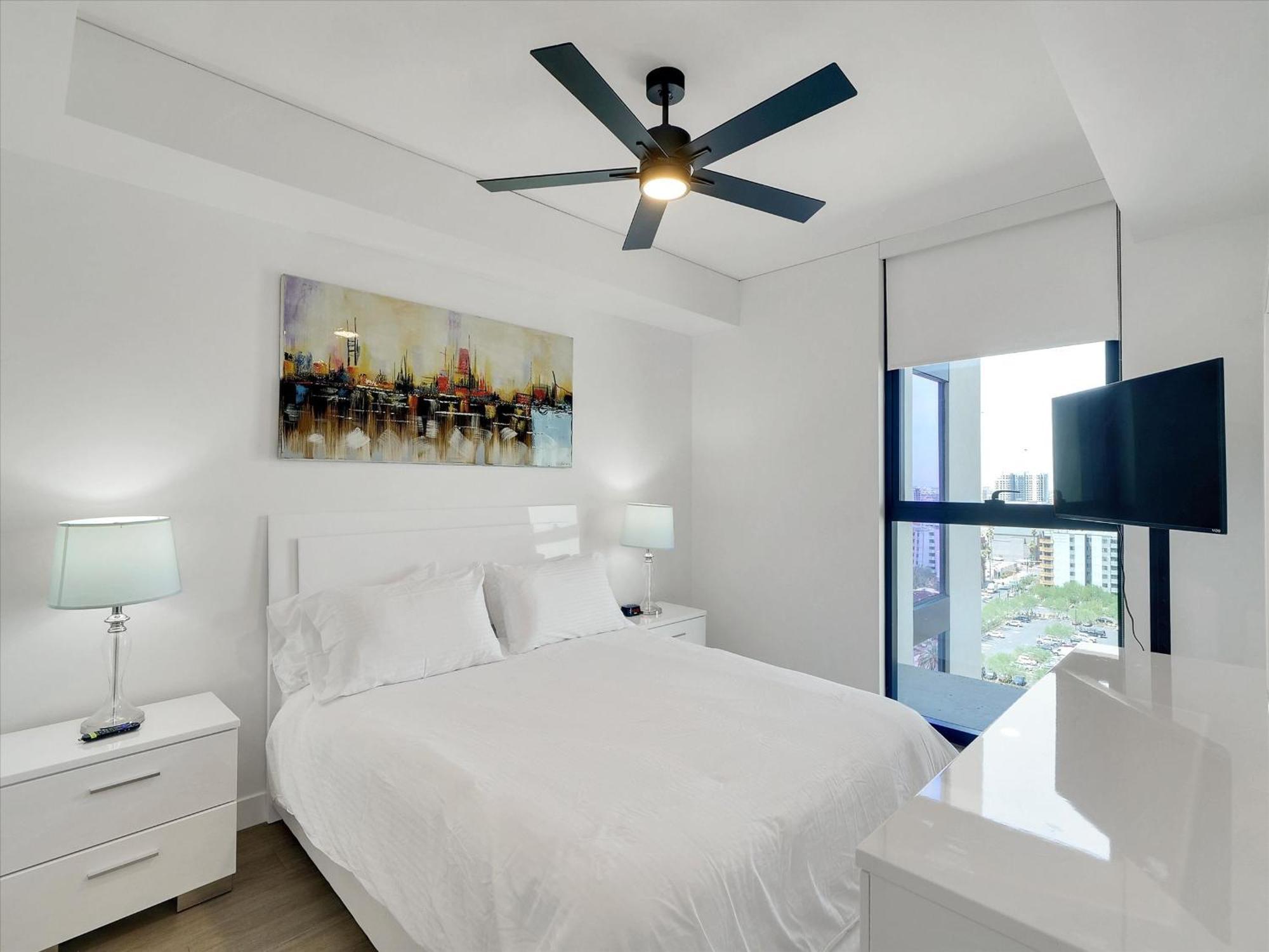 Global Luxury Suites At Downtown Phoenix Exterior photo
